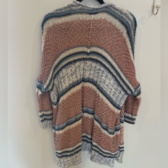 American Eagle Cardigan - Picture 3 of 7